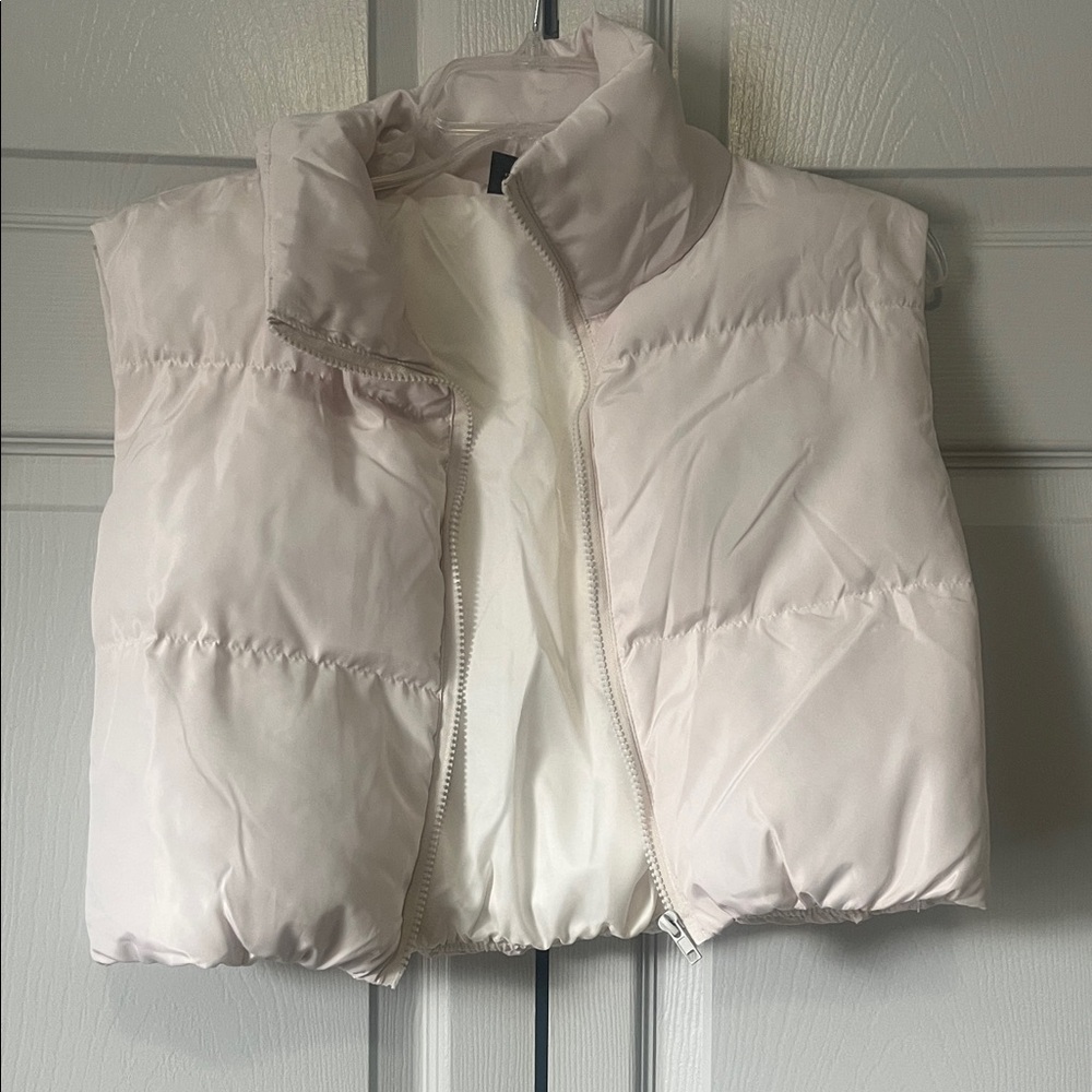 SHEIN Pale Pink Cropped Quilted Puffer Vest